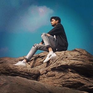 Meet your Posher, Deepak